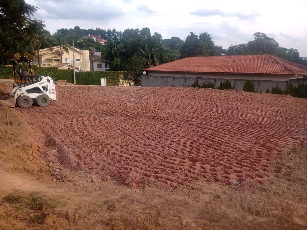 Aluguel de bobcat em Barueri da Terraplenagem Farias