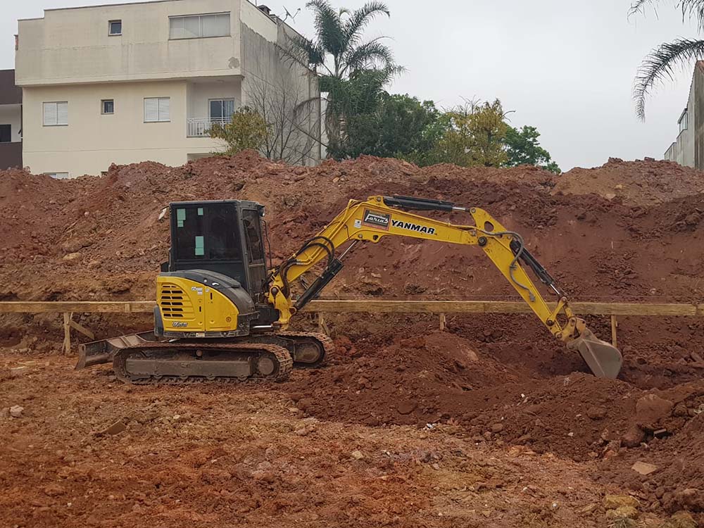 Aluguel de mini escavadeira em São Paulo da Terraplenagem Farias