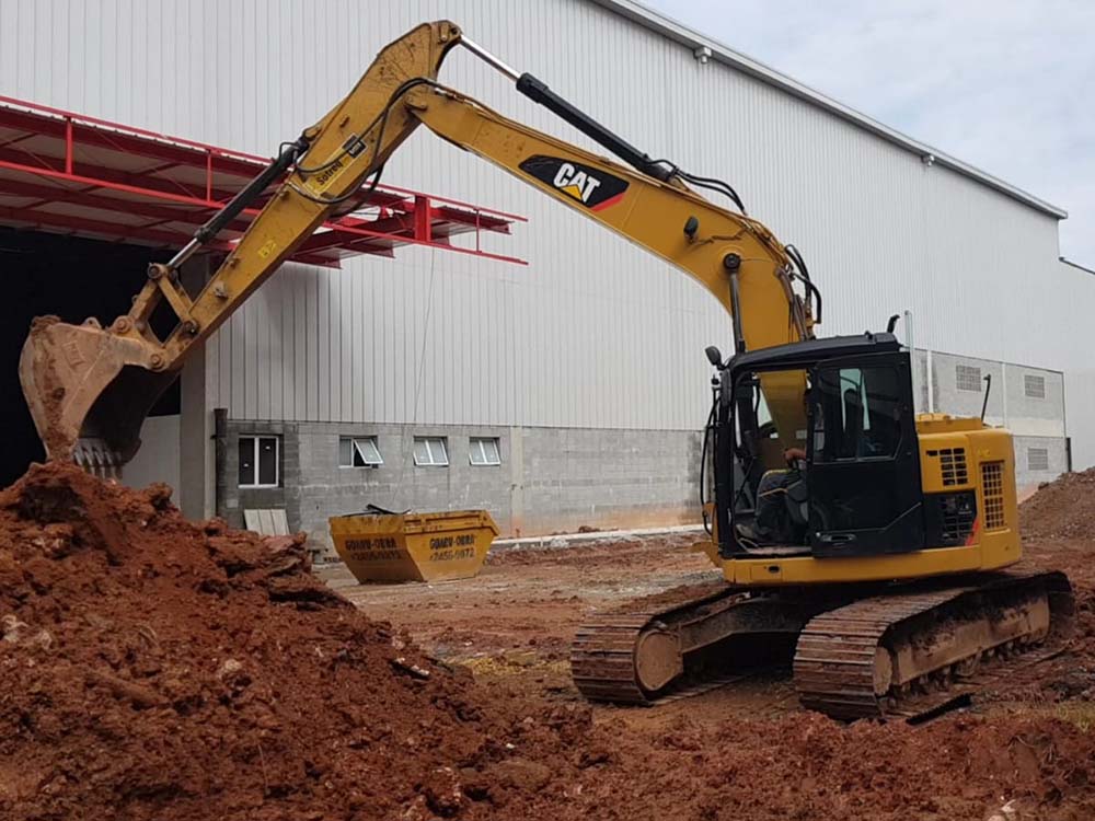 Empresa de terraplenagem em São Paulo: transformando terrenos com a Terraplanagem Farias da Terraplenagem Farias