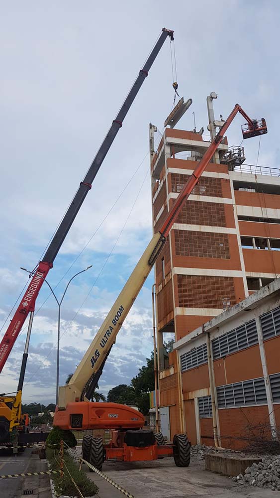 Renovação dos espaços com a demolidora em Osasco: o expertise da Terraplanagem Farias da Terraplenagem Farias